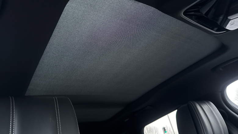 Land Rover Range Rover Velar 2.0 D240 R-Dynamic HSE 5dr Auto Diesel Estate